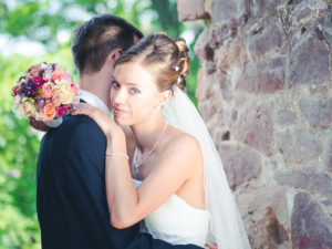 Mehr über den Artikel erfahren Sabine und Helge, Hochzeit in Zwerenberg